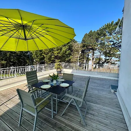 Apartment Seafront Flat With Indoor Pool With Stunning Views *
